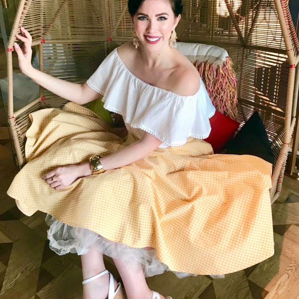 Vivien of Holloway  retro vintage circle skirt